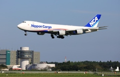 NCA 747-8KZF  到着　
