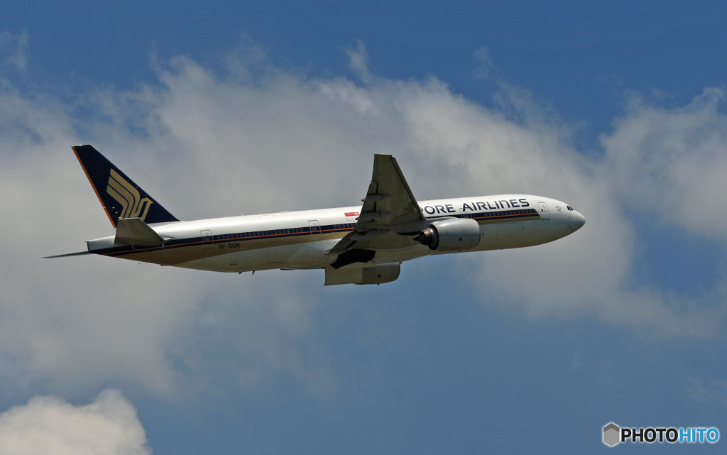離陸 Singapore 777-212 9V-SQN