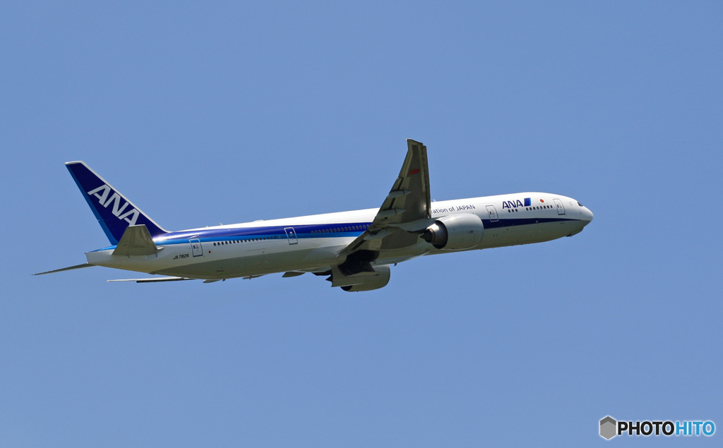 ANA 777-381 JA782A 飛び立ち 