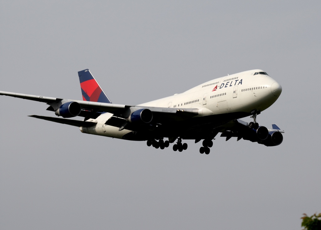 DELTA 747-400 着陸　