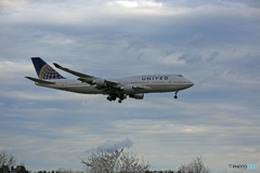 「空色」 UNITED 747-400 N118UA着地前