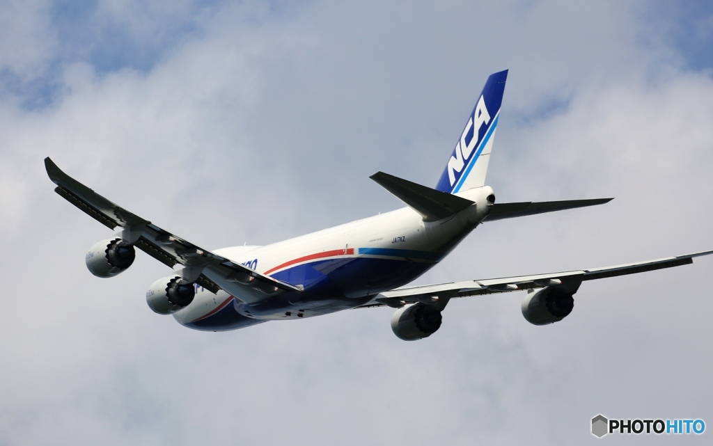 NCA 747-8KZF 出発　