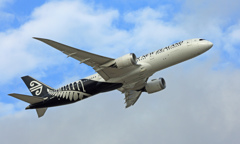 Air New Zealand B787-9 ZK-NZF飛び立ち　