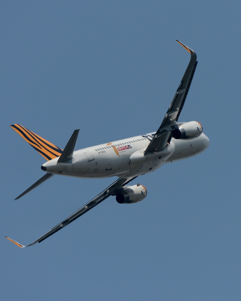 離陸　tigerair A320-232