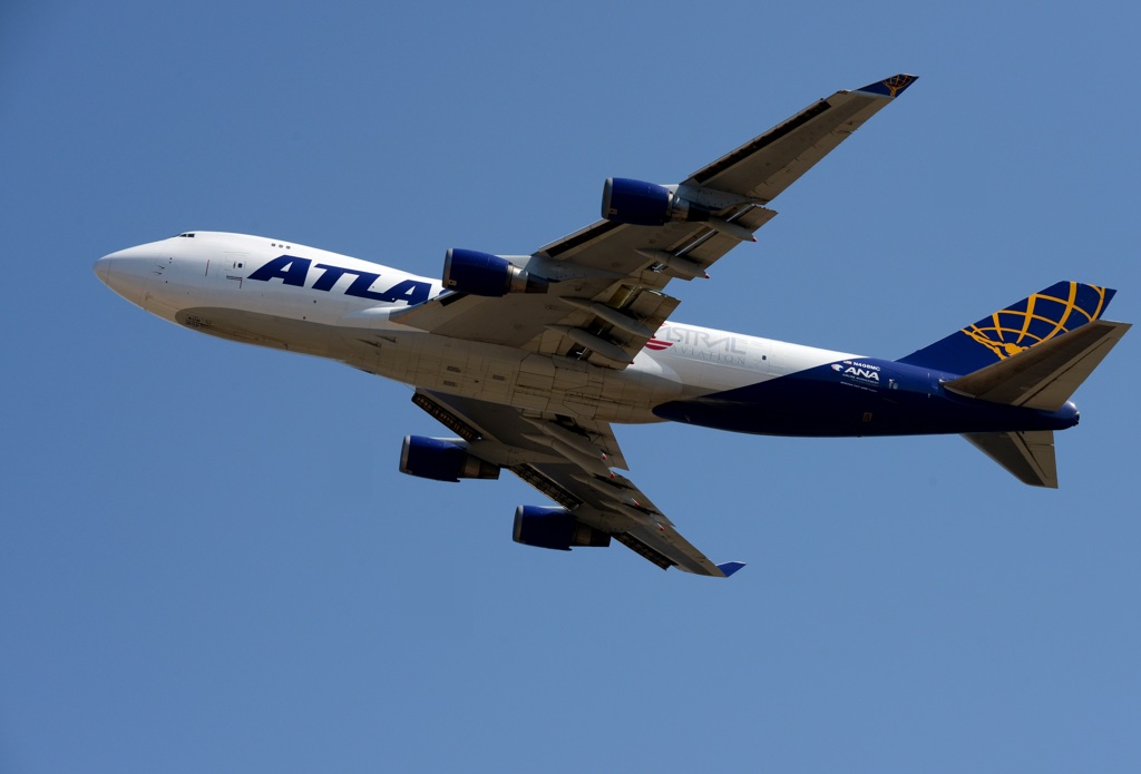 ATLAS 747-47UF　飛行