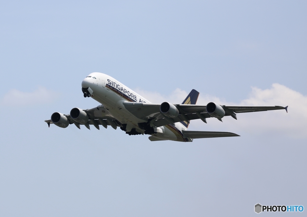 離陸  Singapore A380-841