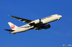 出発　ANA 787-8 JA842J