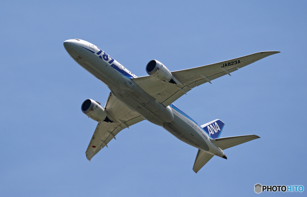 ANA 787-8 JA823A 飛び立ち 