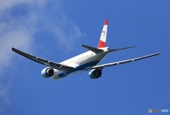 離陸 Austrian 777-200ER OE-LPE 