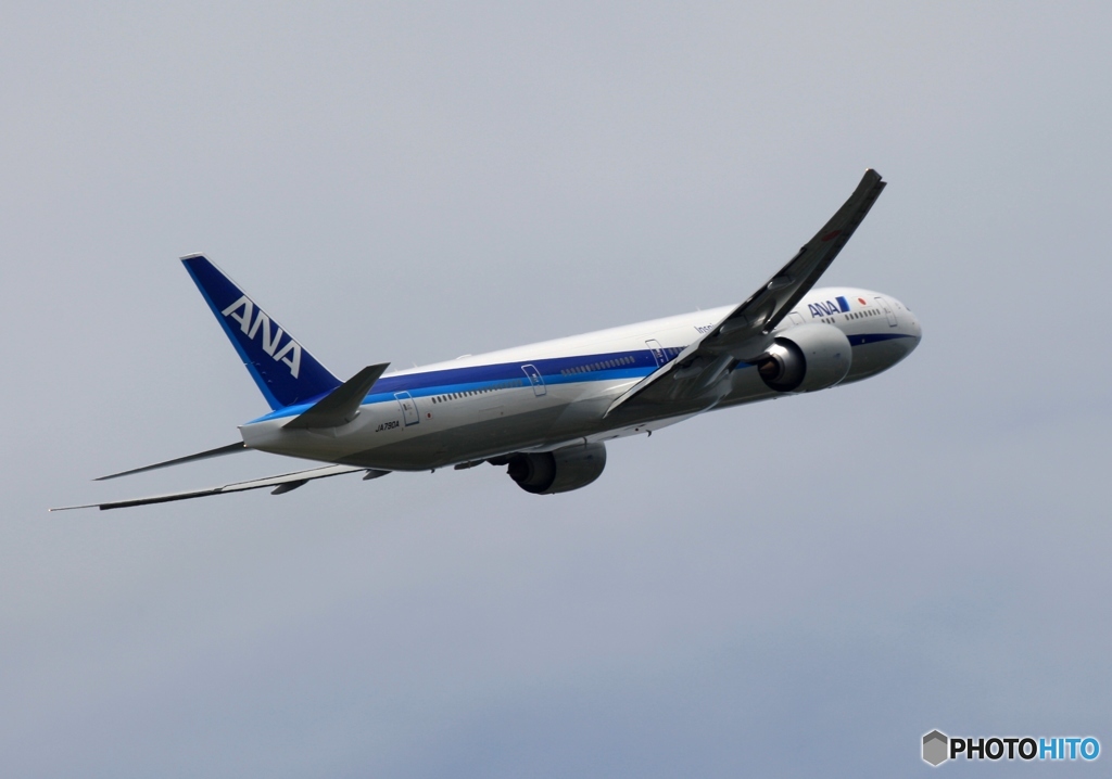 出発　ANA 777-300 