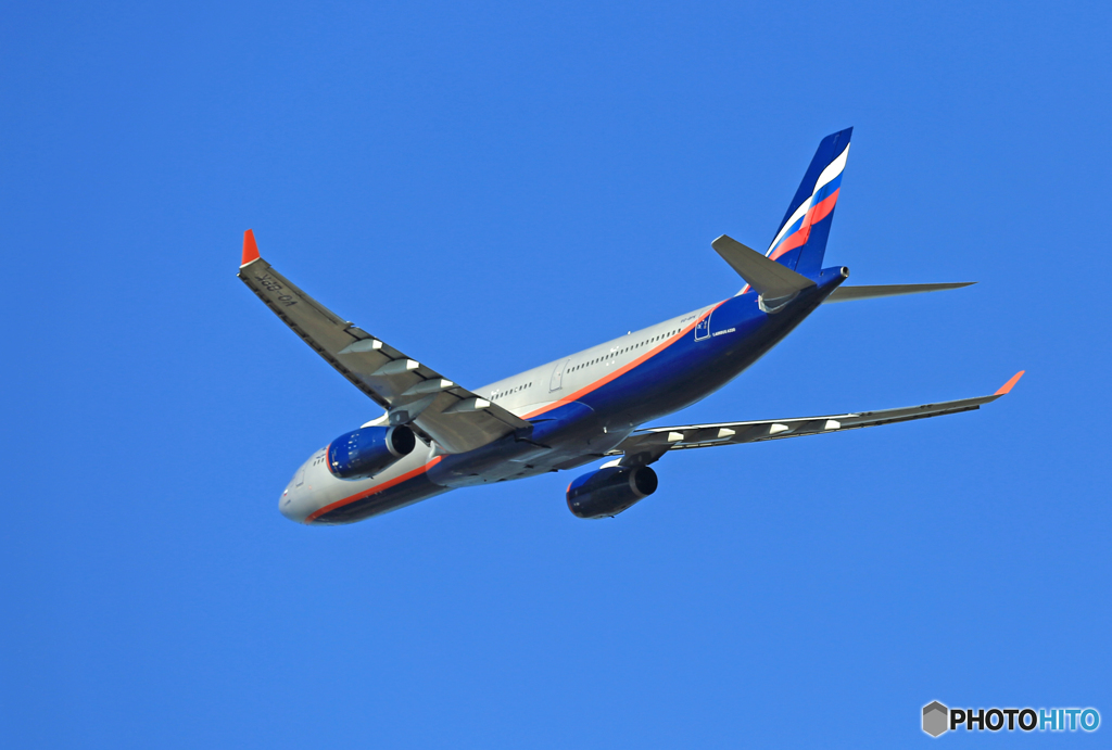 「空色」 AEROFOLT A330-343 VP-BPK