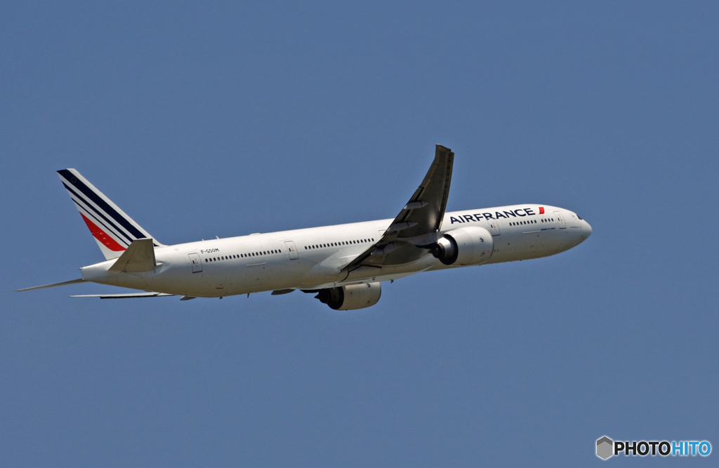 出発 Air France 777-328 F-GSQM