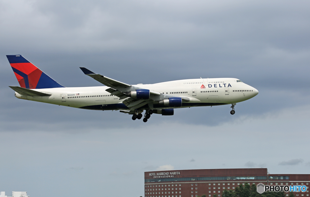 「はれ」 DELTA 747-400 N666US 到着です