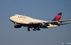 到着 DELTA 747-400 N669US