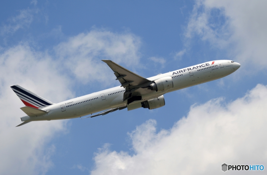 出発　AIR FRANCE 777-328