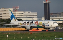 ANA 767-300 JA8674「夢ジェット」