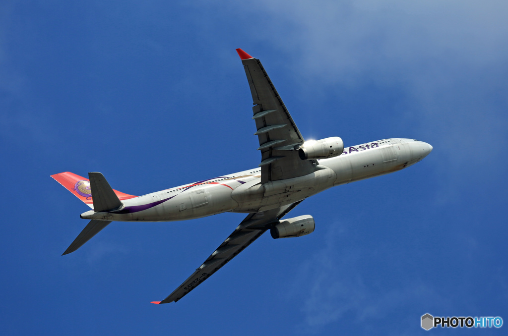 離陸　Trans Asia A330-343 B-22103