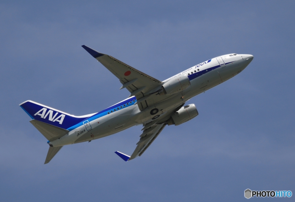 ANA 737-700 出発　
