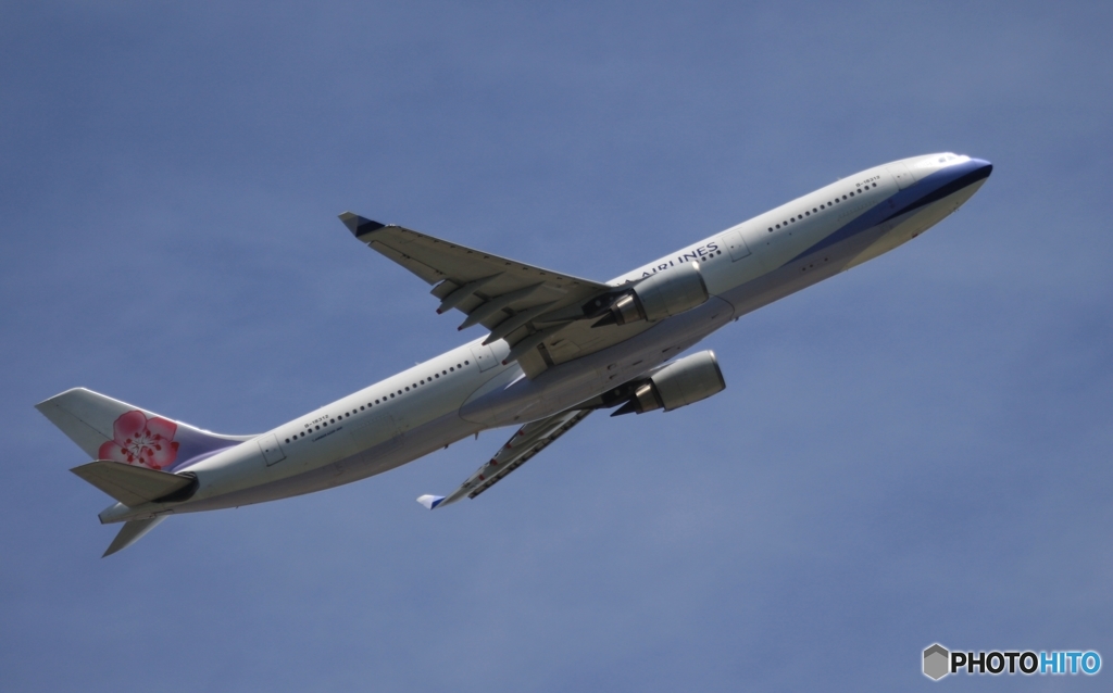 CHINA A330-302 離陸