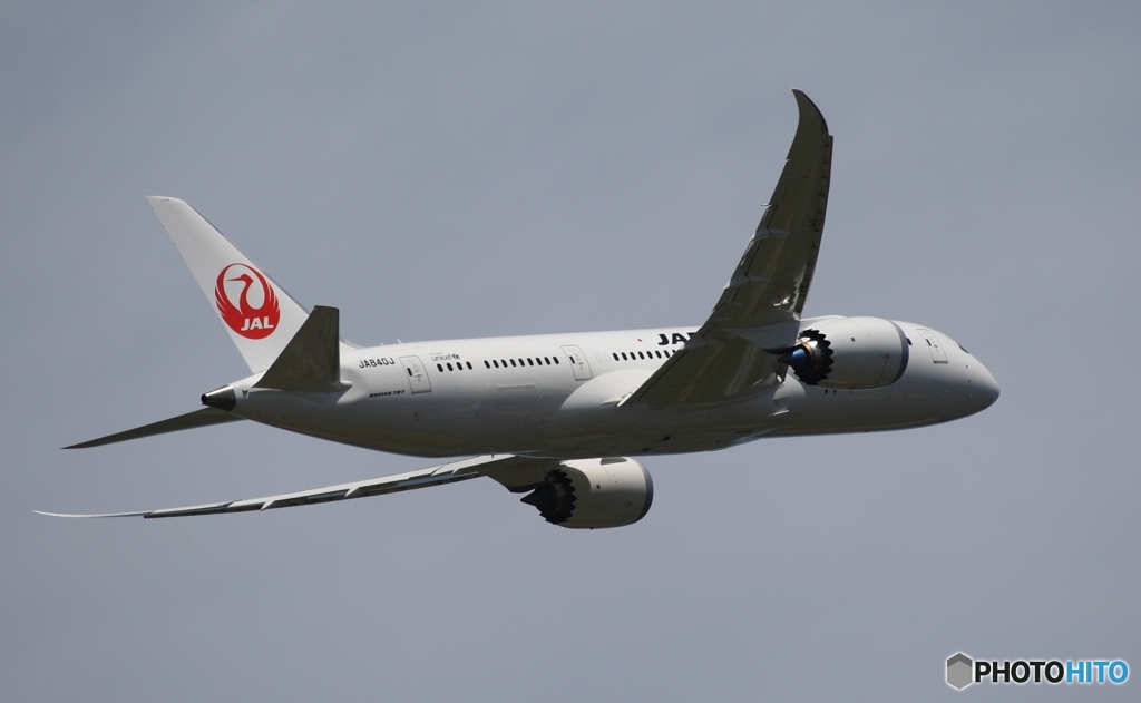 出発　JAL 787-8