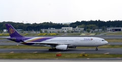 出発（88）THAI A330-300　　