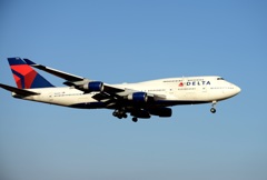 DELTA 747-400 着陸