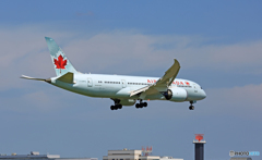 到着 AIR CANADA 787-8 C-GHPQ