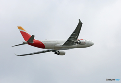 離陸 IBERIA A330-202 EC-MMG