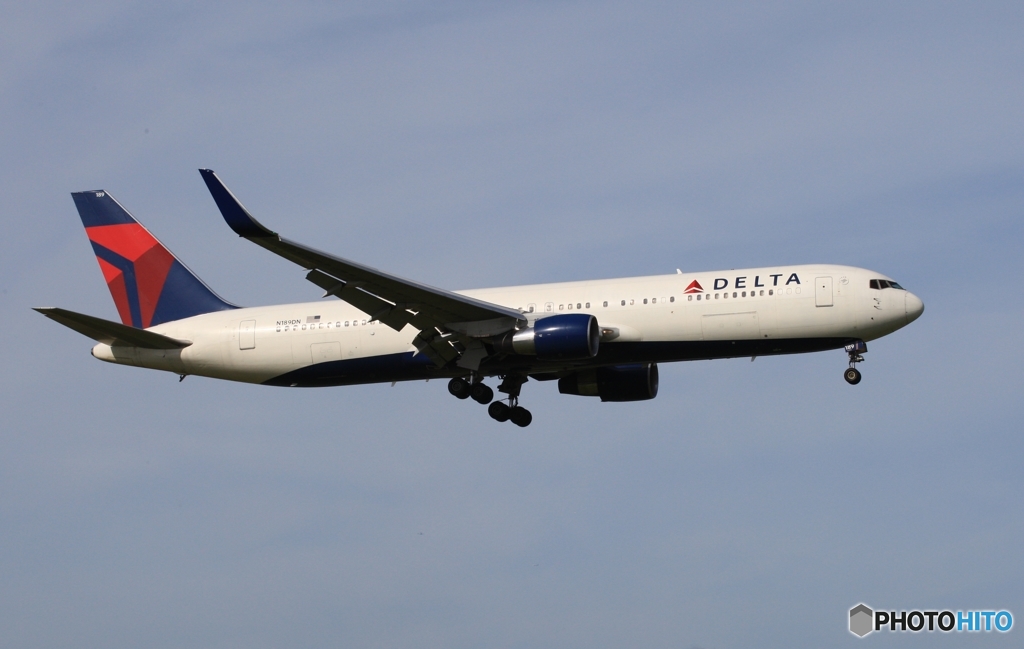 Delta 767-332 着陸　