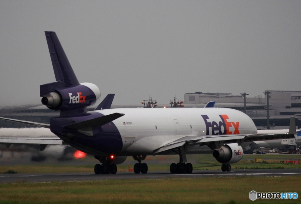 FedEx MD-11 離陸　