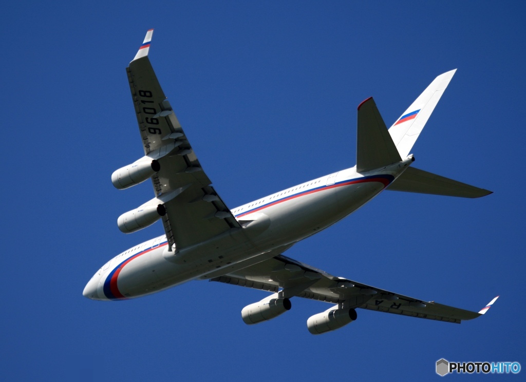 Russian Air Ilyushin IL-96-300 RA-96018