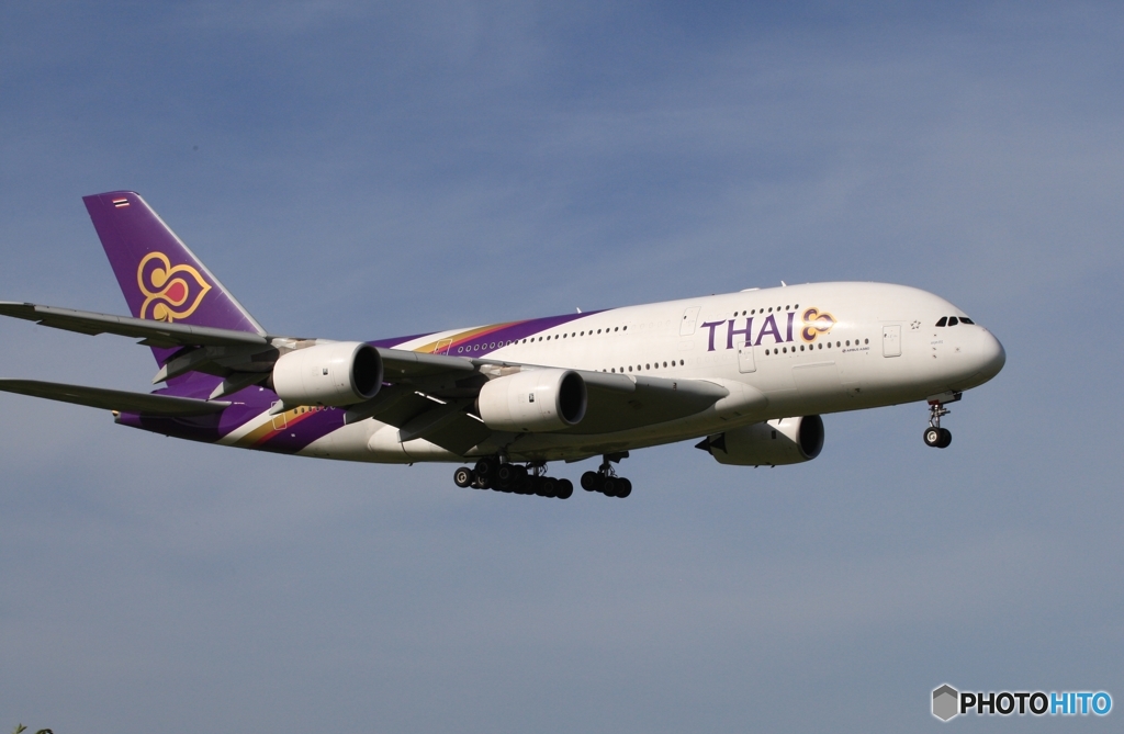 着陸　Thai A380-841