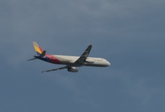 離陸（276）ASIANA A321-231 
