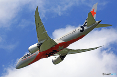 Jetstar 787-8 VH-VKB 出発　