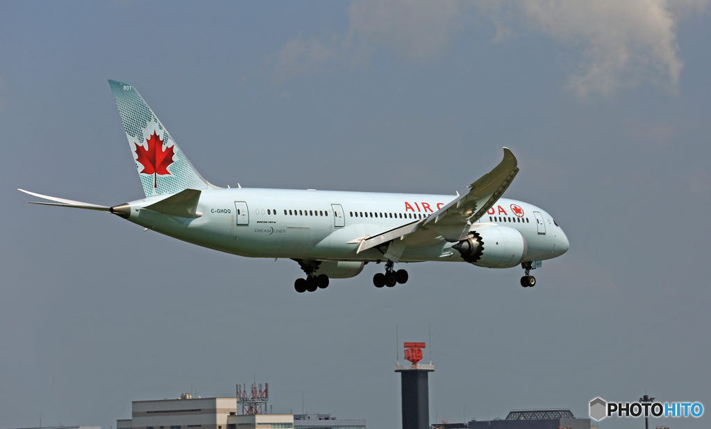 着陸 AIR CANADA 787-8 C-GHQQ