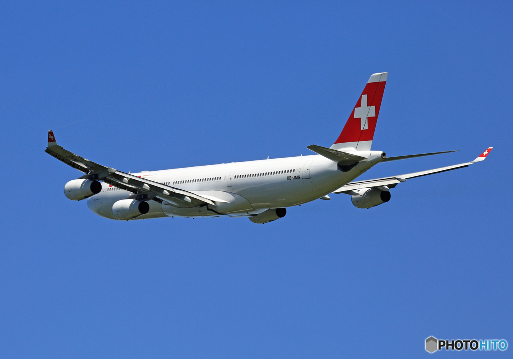 ✈SWISS A340-313 HB-JMG Takeoff