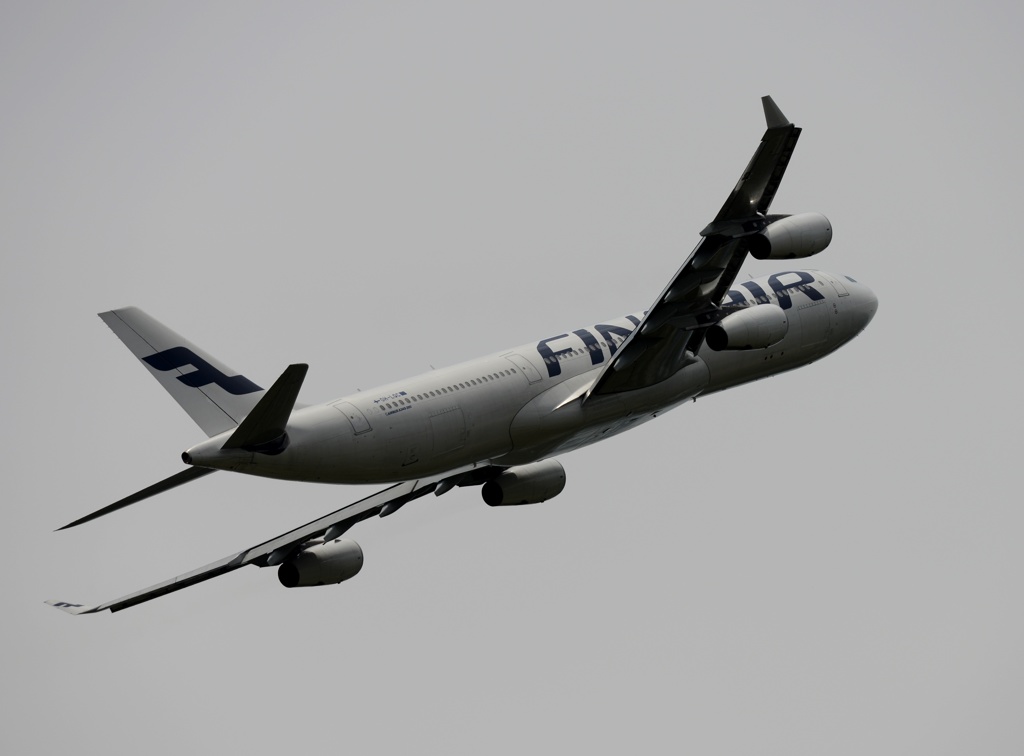 FINNAIR A340-313 離陸　