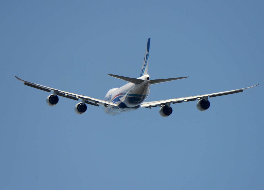 NCA 747-8F 出発