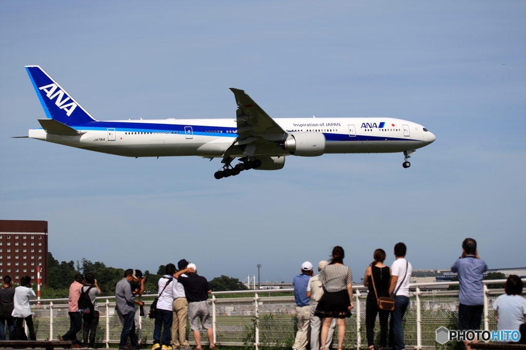 ☮　デー
トコース　・　最近暑いですね　☮