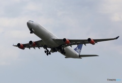 SAS A340-313 出発　