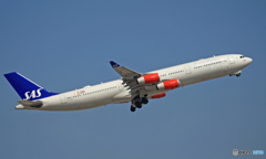 出発 SAS A340-313 OY-KBI