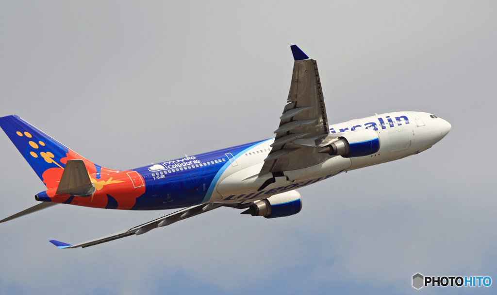 離陸 Air Calin A330-202 F-OJSE