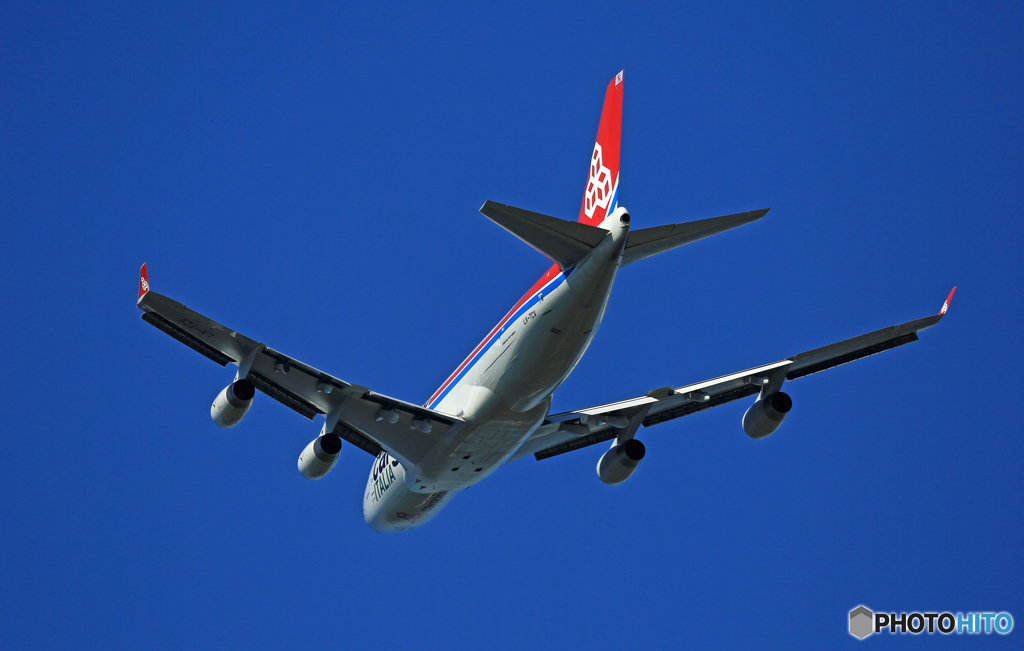 飛び立ち CARGOLUX 747-4R7F LX-TCV７４７ジャンボ機