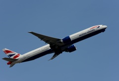 飛行 BRITISH 777-336 