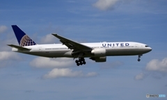 United 777-224 着地前