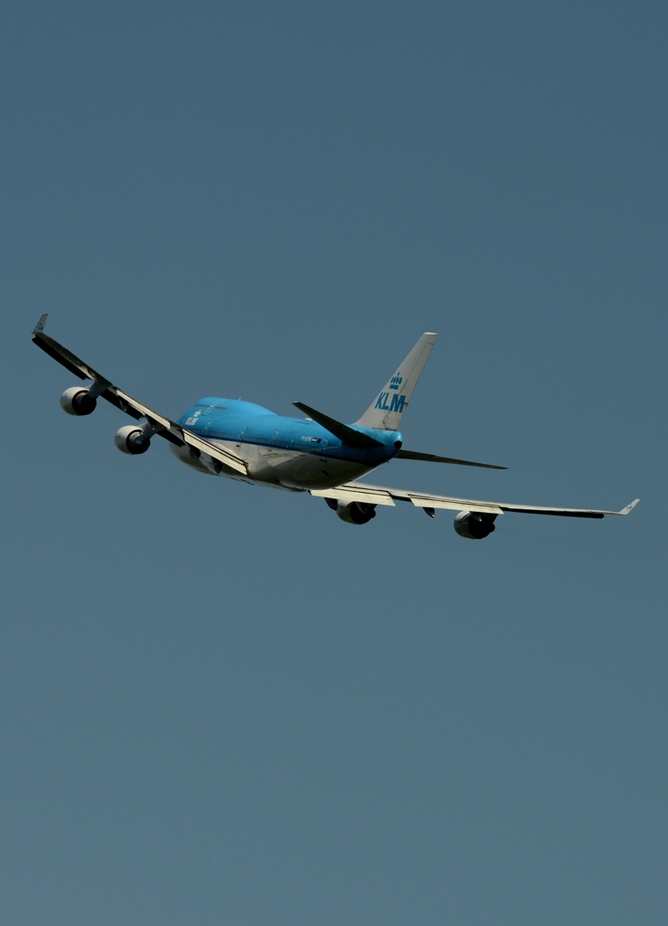 離陸（70）KLM Royal Dutch Air 747-400 