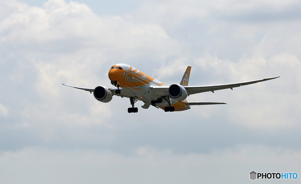 離陸 scoot 787-8 9V-OFE