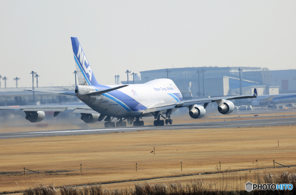 出発  NCA 747-400F JA05KZ