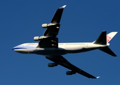 離陸（473）China 747-400