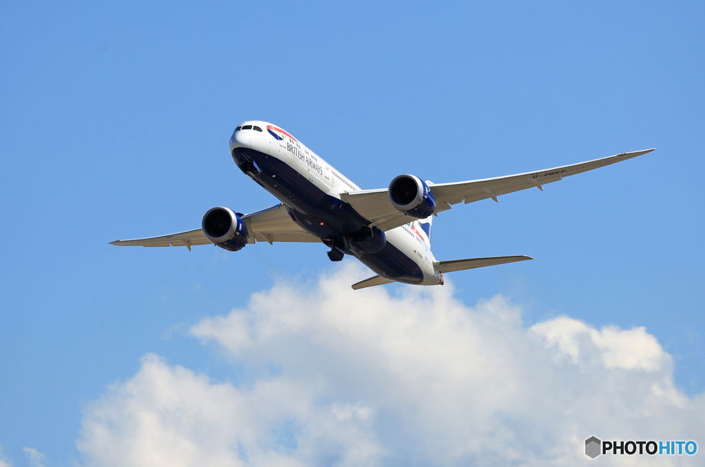 「青空」 British 787-9 G-ZBKF ☀
